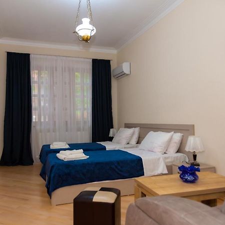 Holiday Rooms Tiflis Exterior foto